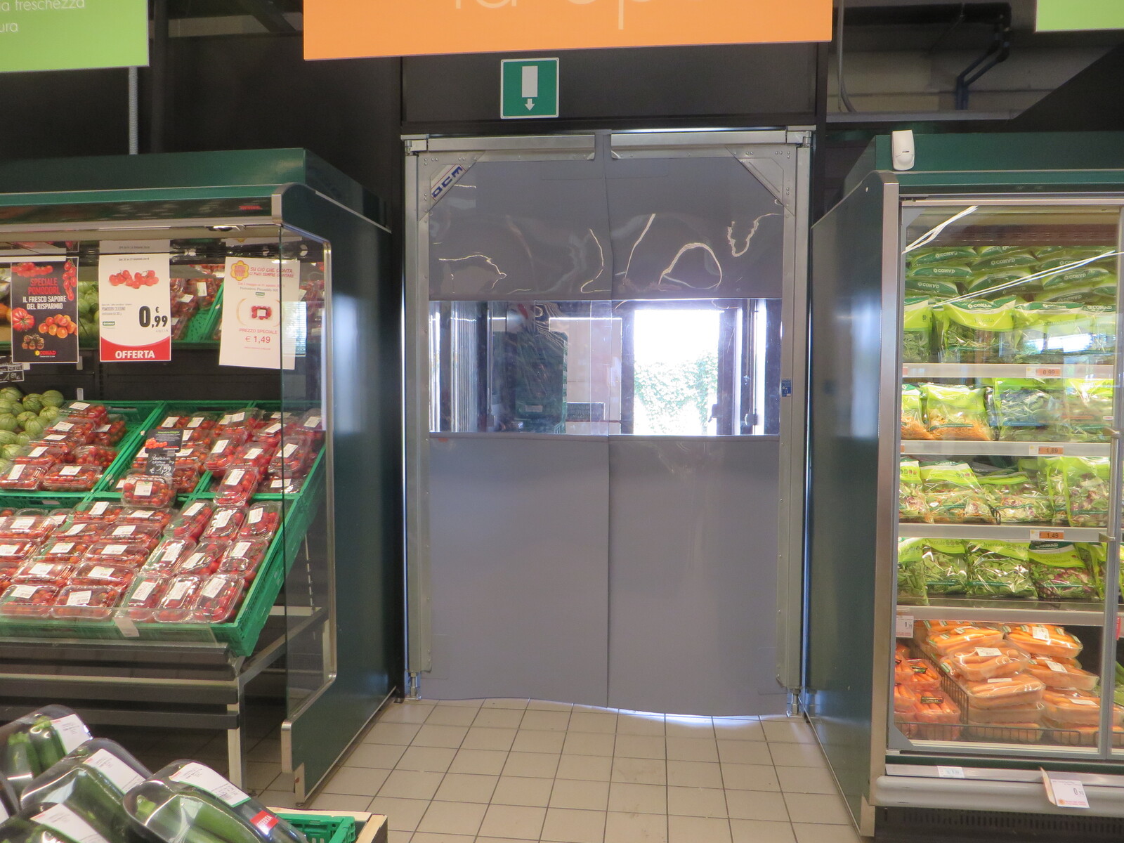 OCM Flexible Swing Door Supermarket